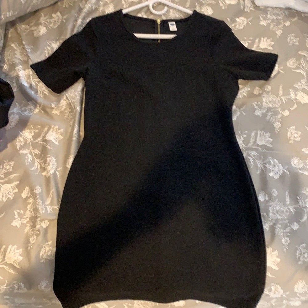 Black old navy shift dress